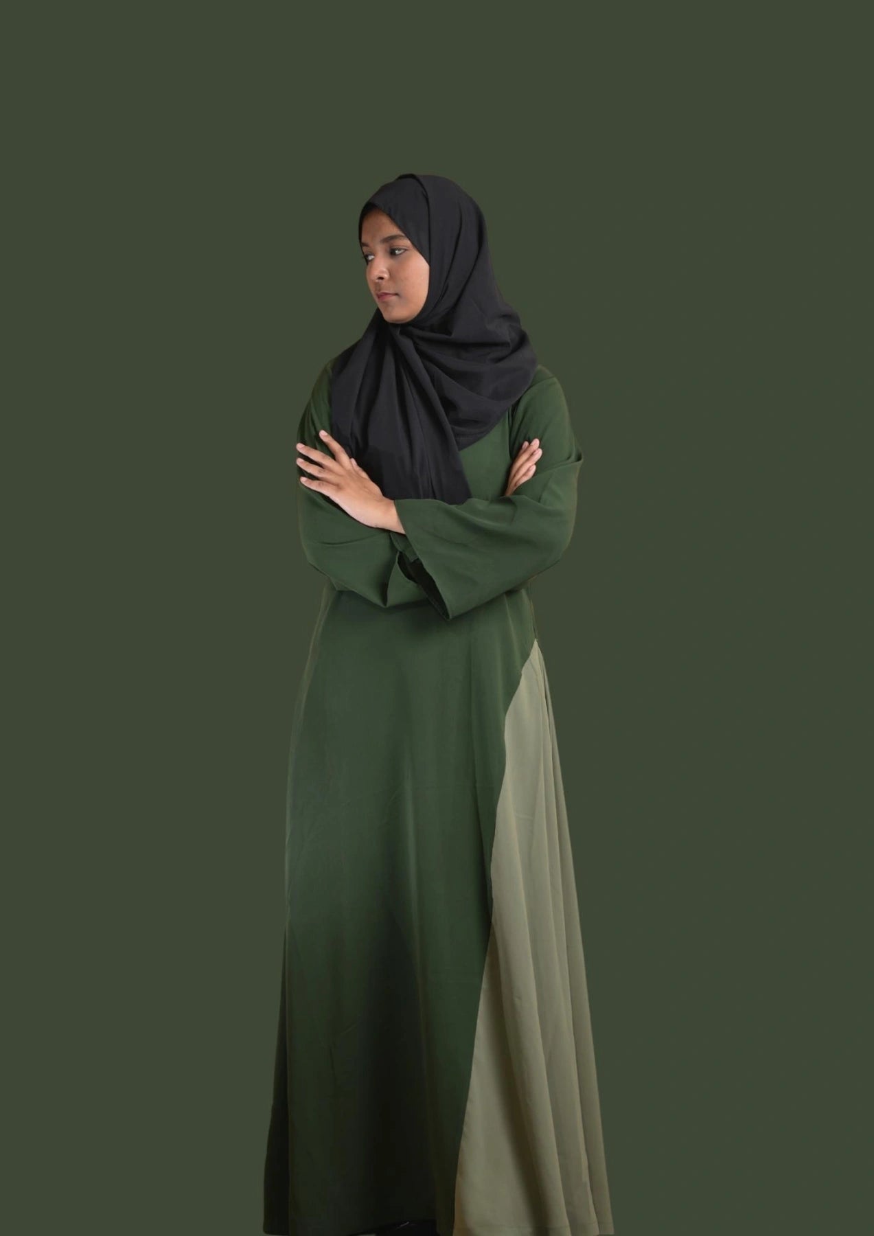 baraqah female green  color modest fashion abaya for women 