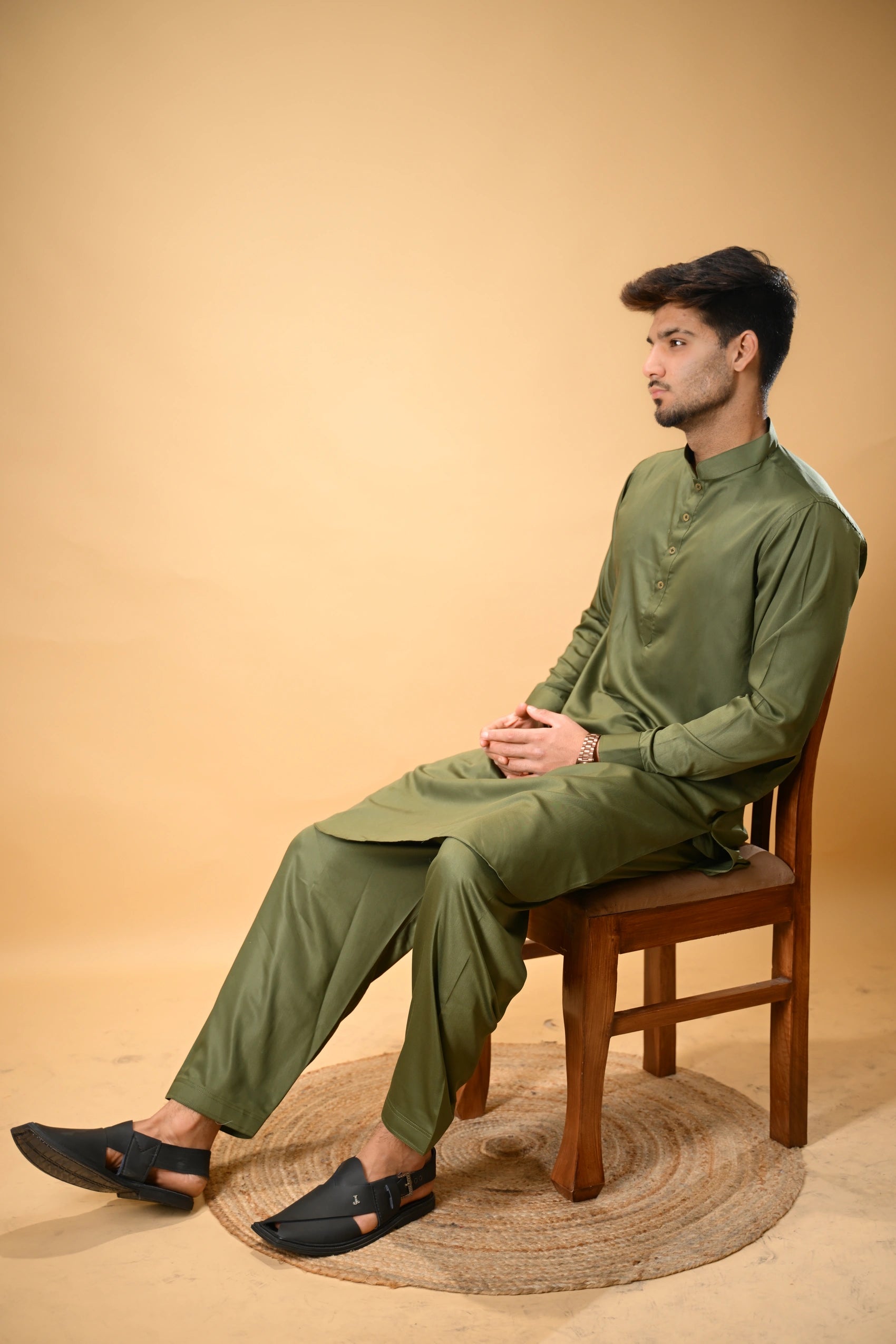 Forest Green Luma Mandarin Collar Kameez Shalwar