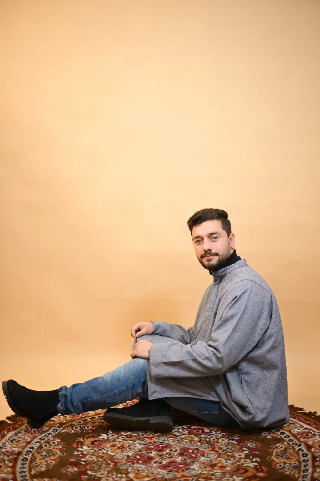 baraqah grey dotted winter pheran for men 