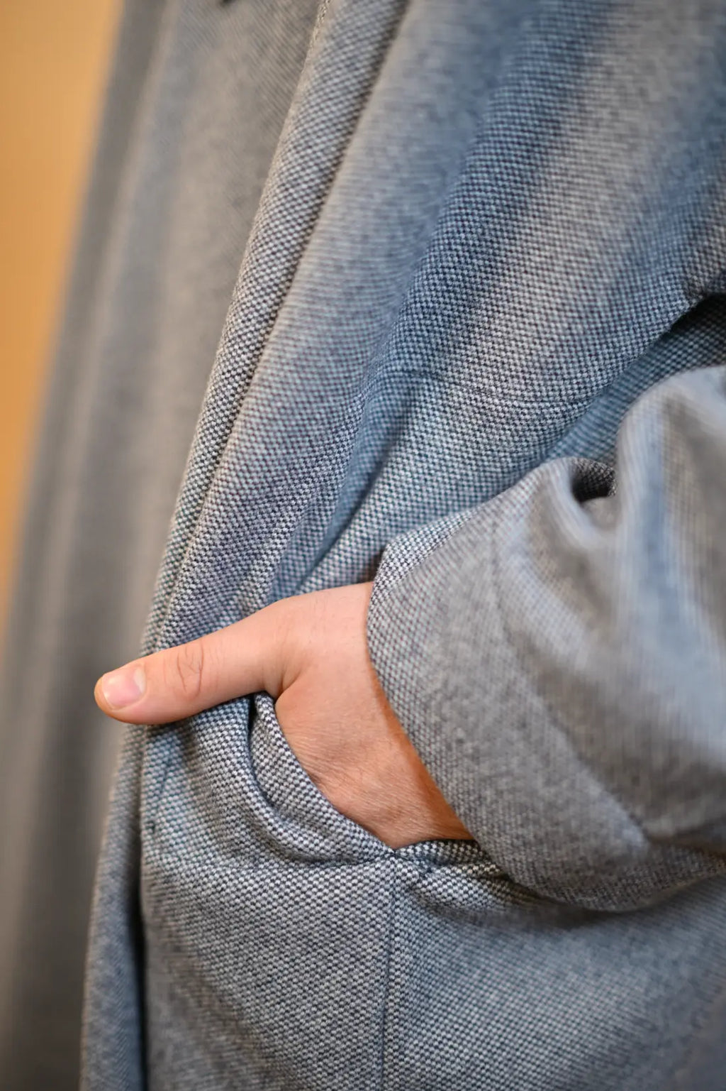 baraqah grey dotted winter pheran for men 