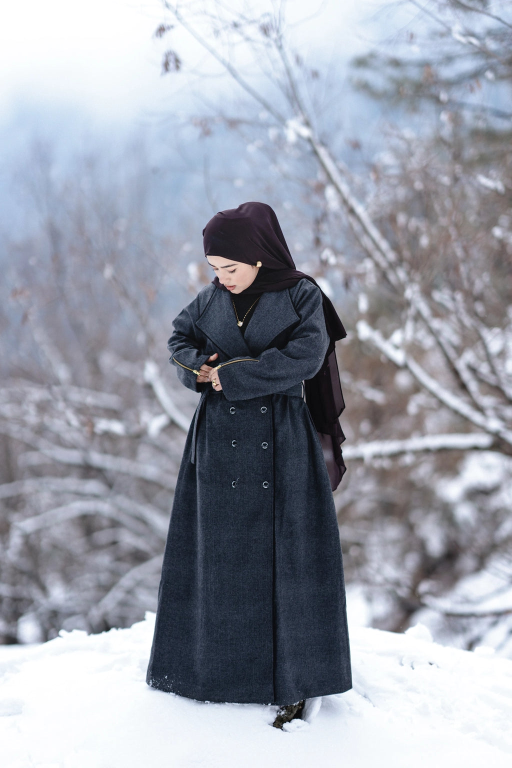 baraqah grey herringbone winter abaya for women 