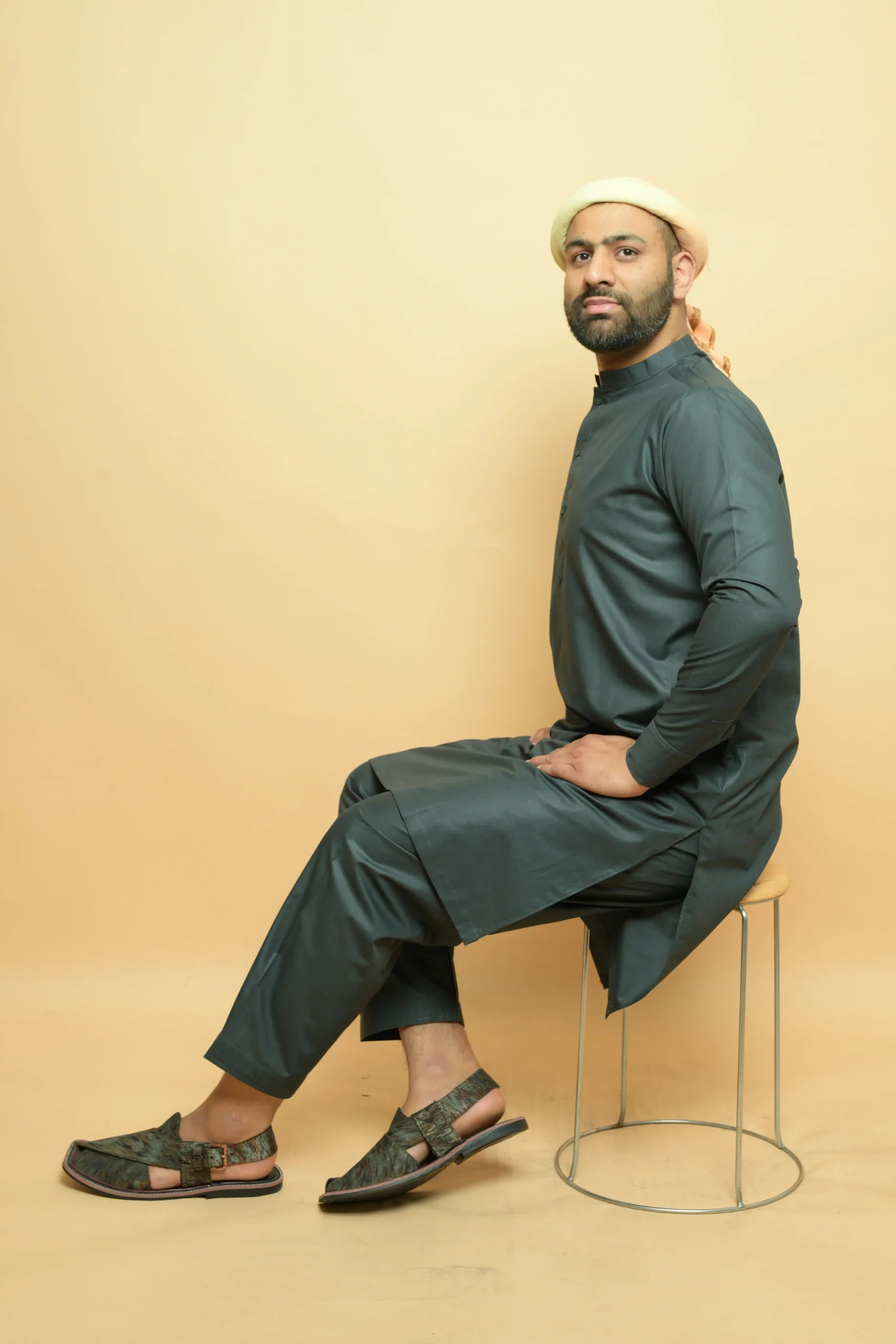baraqah  grey color summer kurta pajama for men