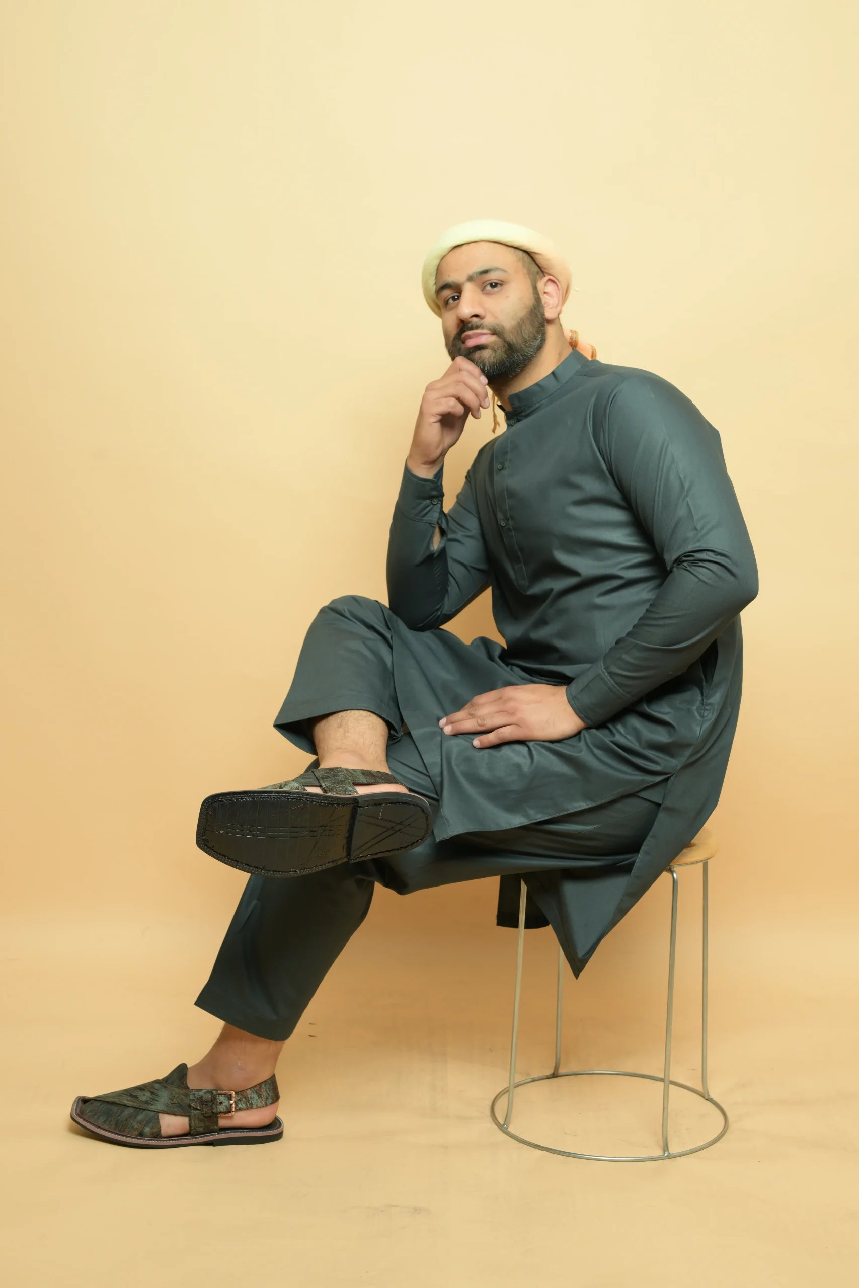 baraqah  grey color summer kurta pajama for men