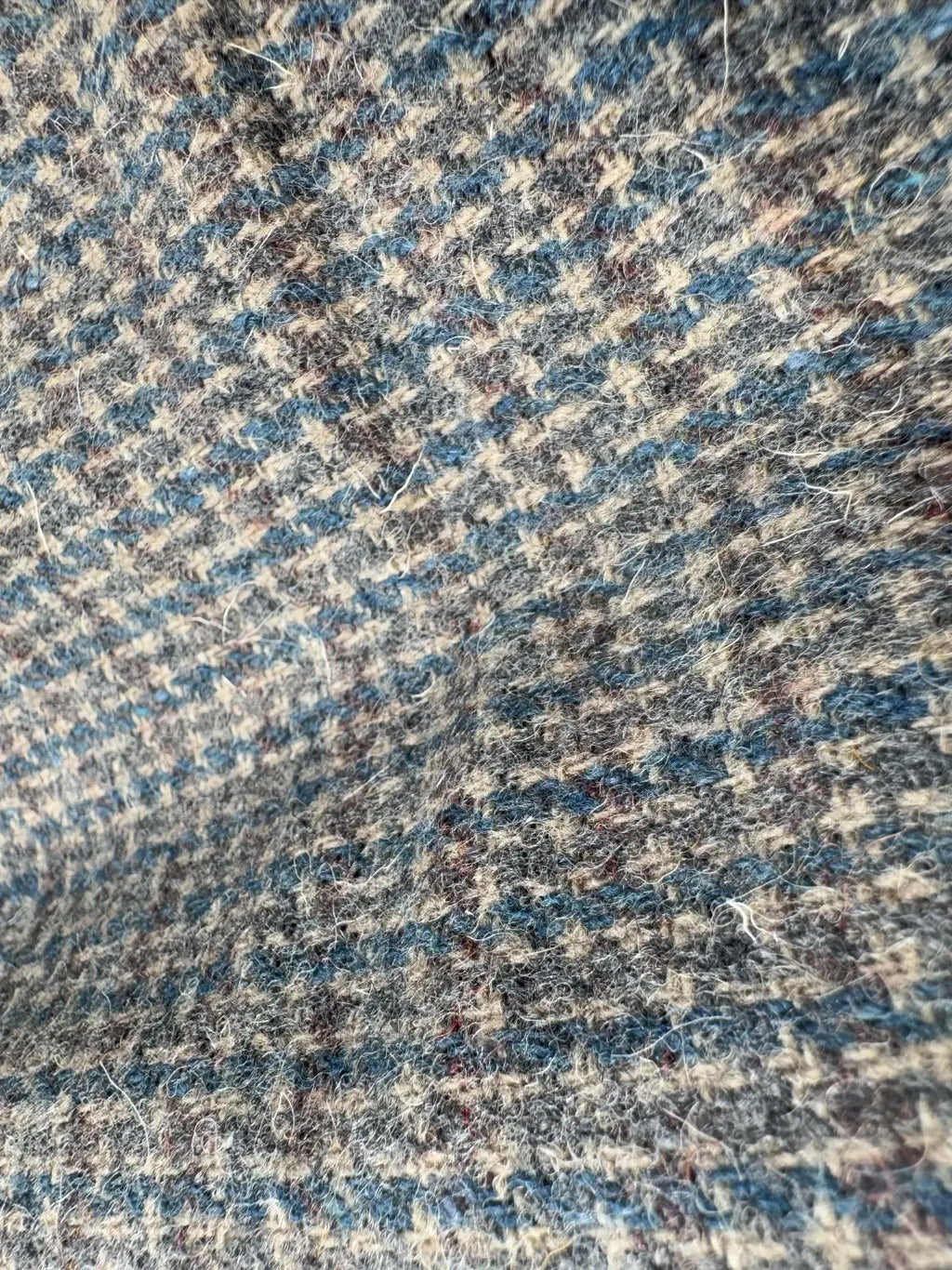 baraqah pure merino tweed