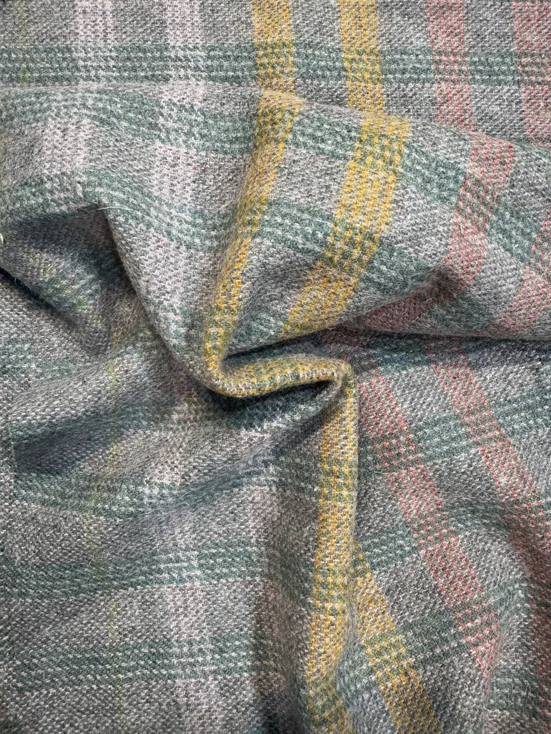 baraqah merino tweed fabric 