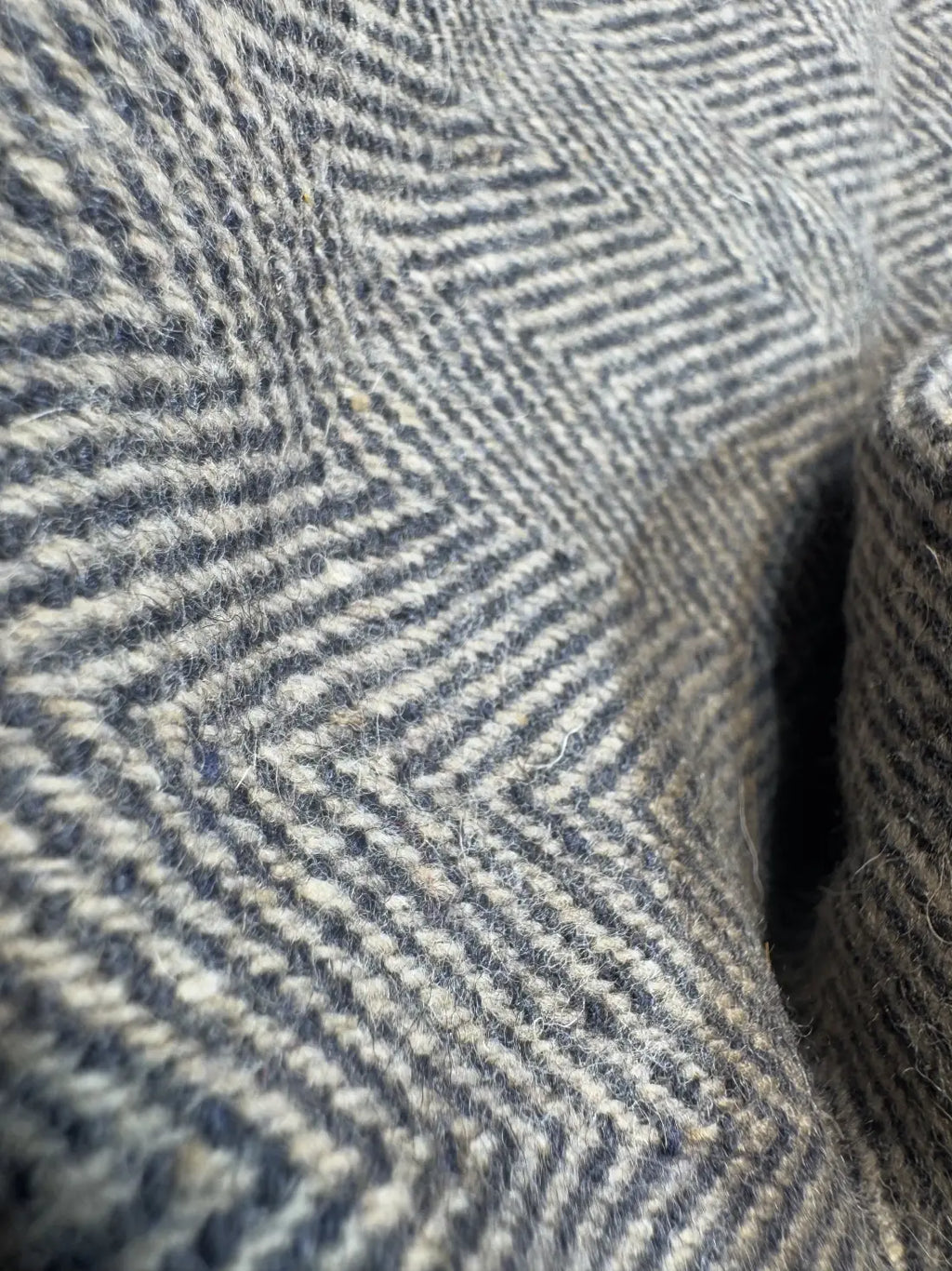 baraqah pure merino tweed