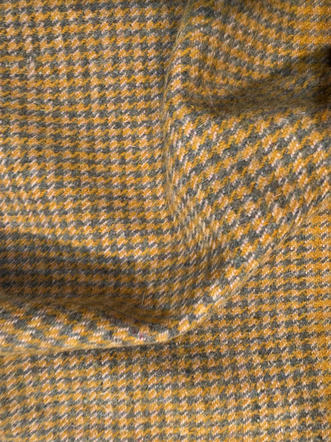 baraqah pure merino tweed