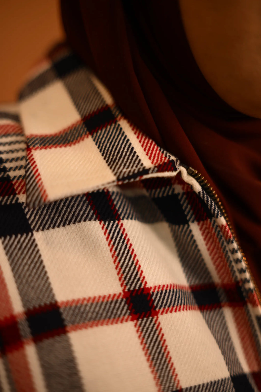 baraqah female winter checked winter pheran 